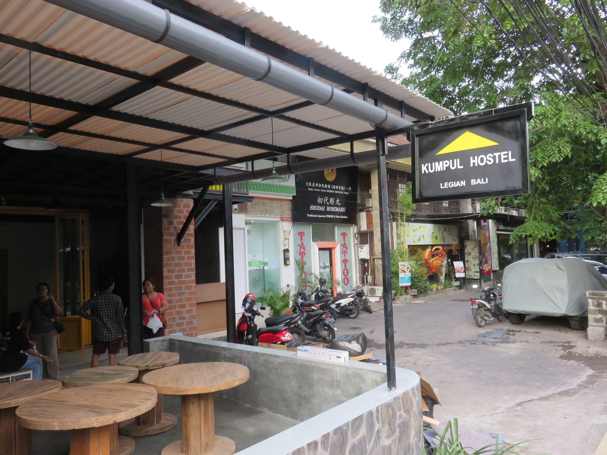 Kumpul Hostel Kuta Legian Esterno foto