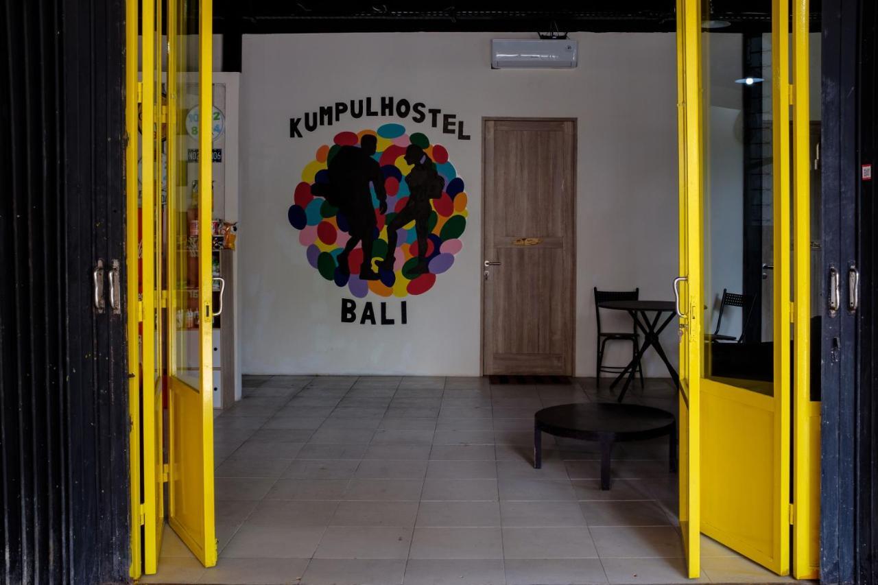 Kumpul Hostel Kuta Legian Esterno foto